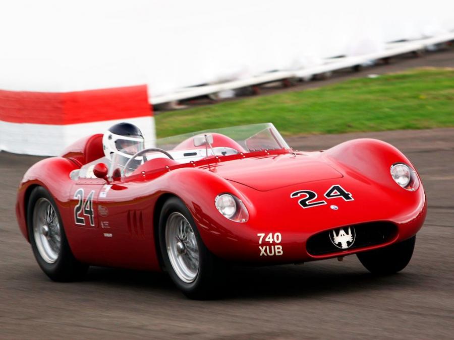  Maserati 200S 1955 года  (фото 2 из 7)